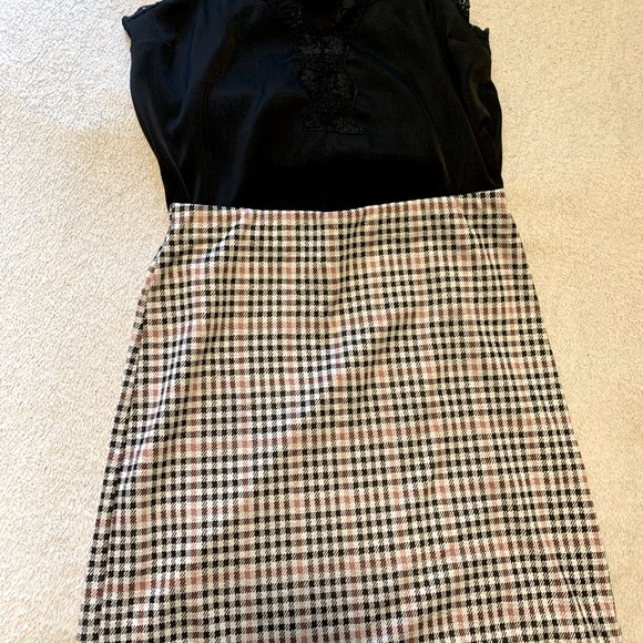 *2/$15* NWOT H&M Skirt - Picture 3 of 3